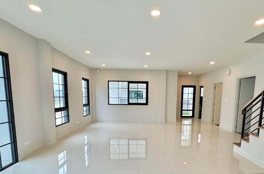 House with Shared Pool in Bangnatrad 